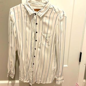 Jachs Girlfriend women’s size medium long sleeve button up. Blue and white.